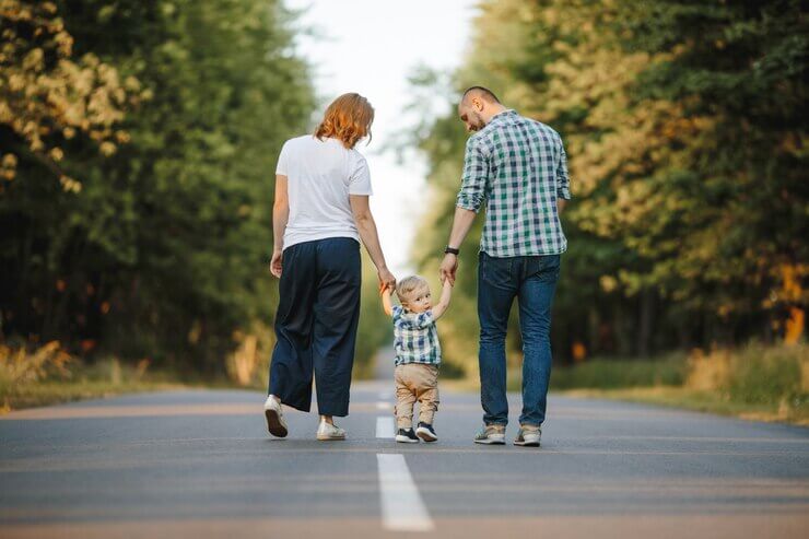 A missão dos pais é levar os filhos a conhecer a Deus